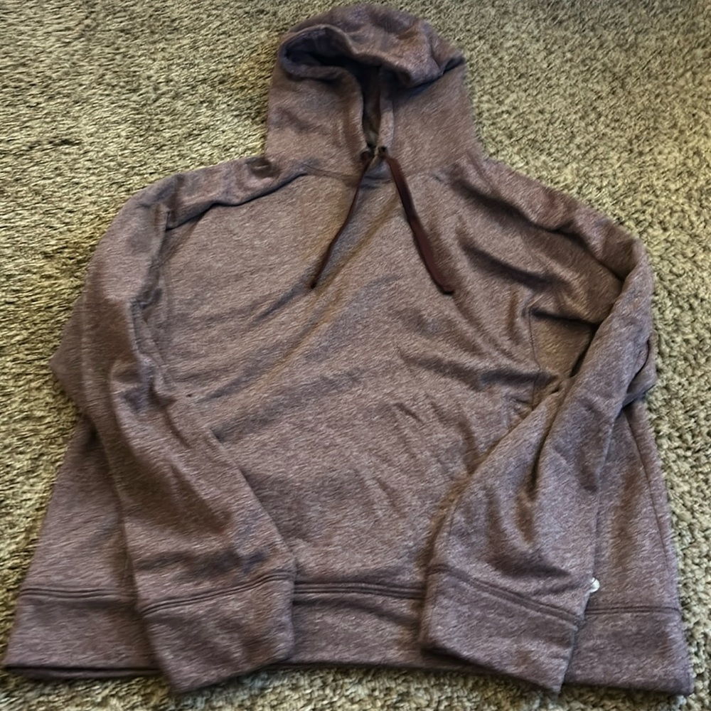 Maroon sweatshirt